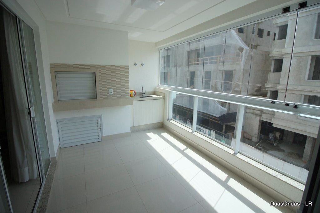Apartamento 3 suítes em Meia Praia — Meia Praia, Itapema