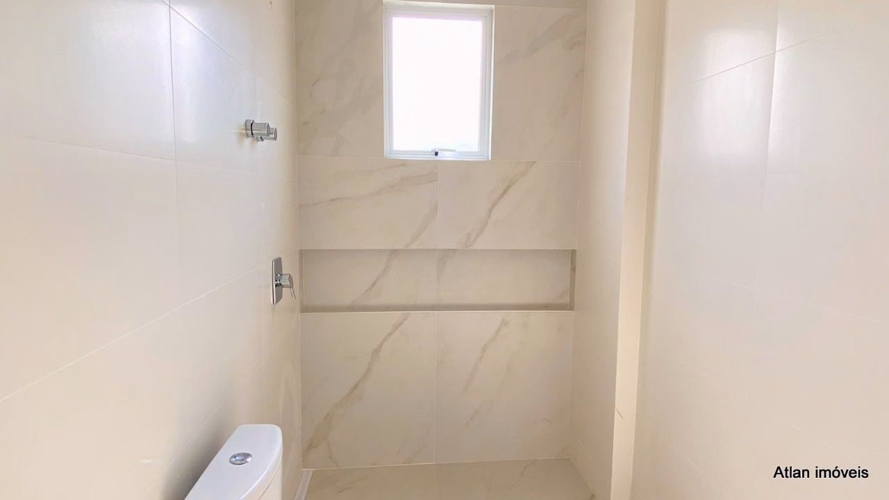 Apartamento 3 suítes em Meia Praia — Meia Praia, Itapema