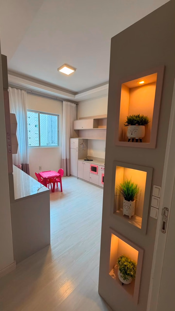 Apartamento 4 suítes em Meia Praia — Meia Praia, Itapema