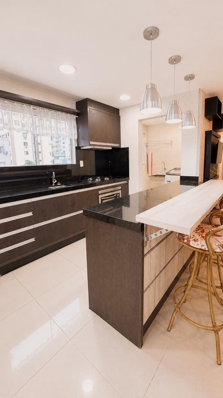 Apartamento 2 suítes em Meia Praia — Meia Praia, Itapema