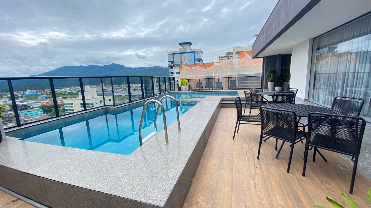 Apartamento a venda em Meia Praia, Itapema (15)