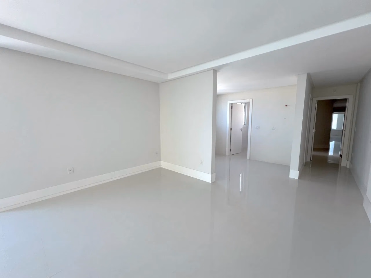 Apartamento 4 suítes em Centro — Centro, Itapema