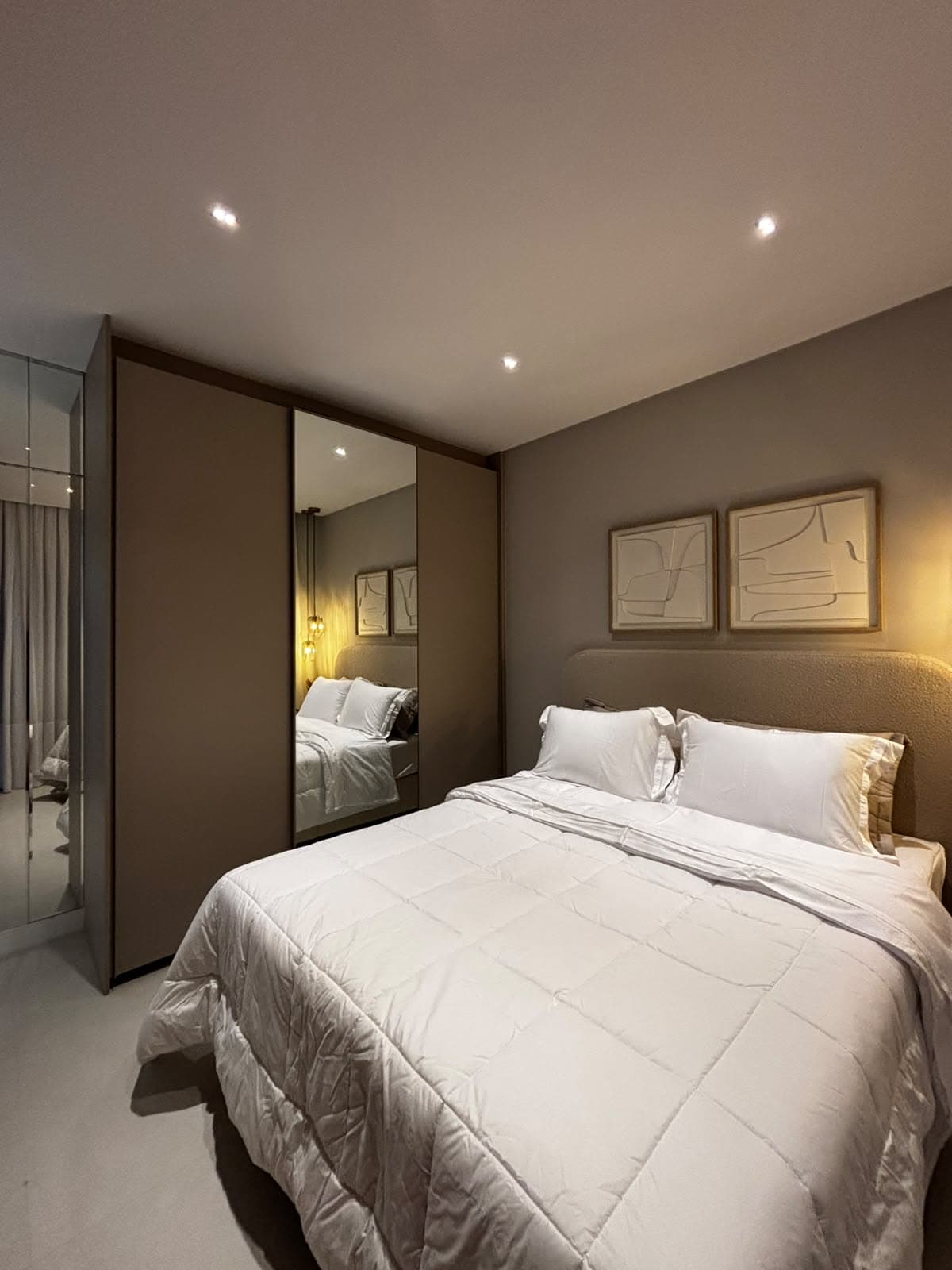 Apartamento 3 suítes em Meia Praia — Meia Praia, Itapema