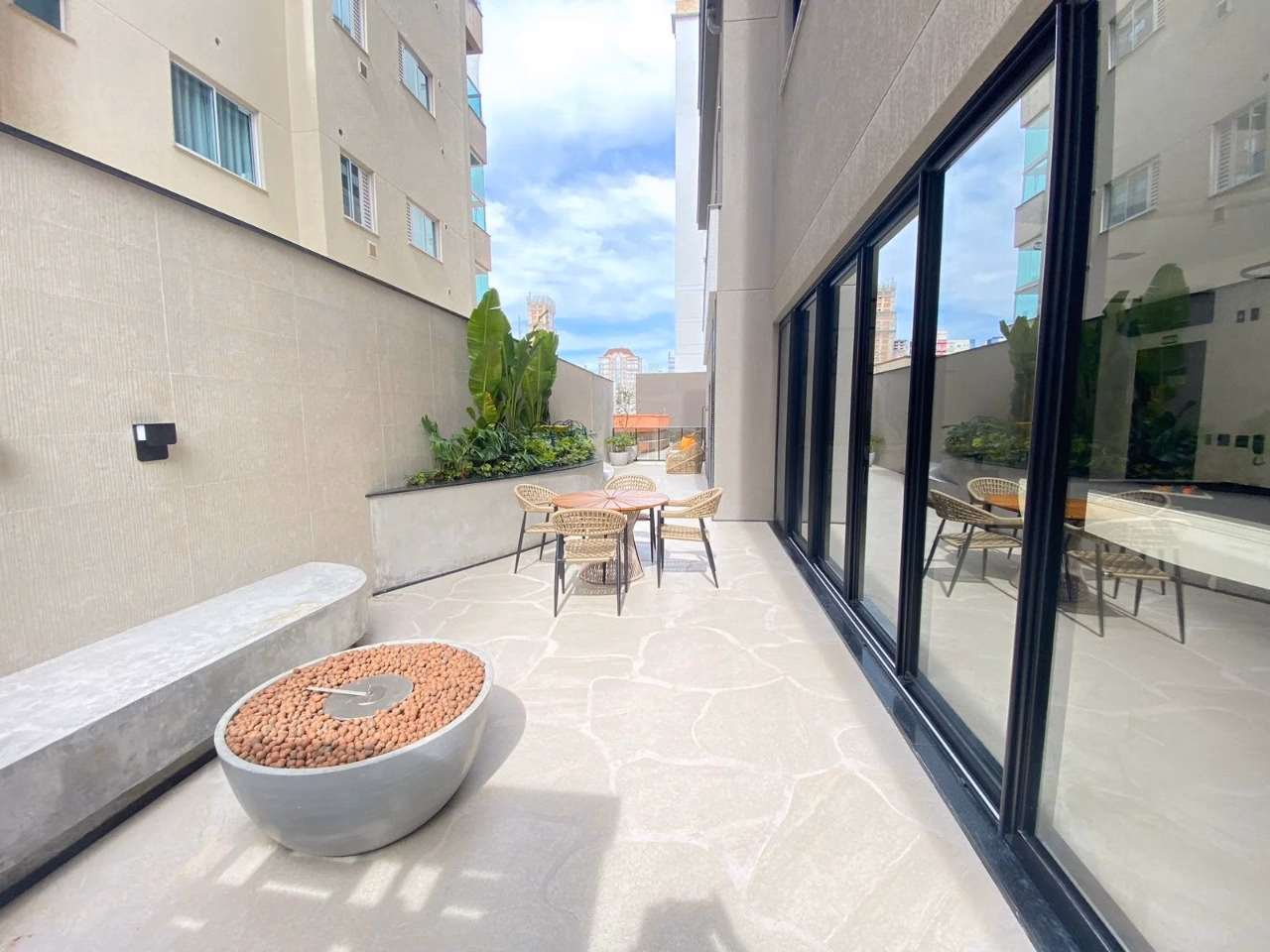 Residencial Avant Garde - Rua 305, Bairro Meia Praia, Itapema - SC (7)