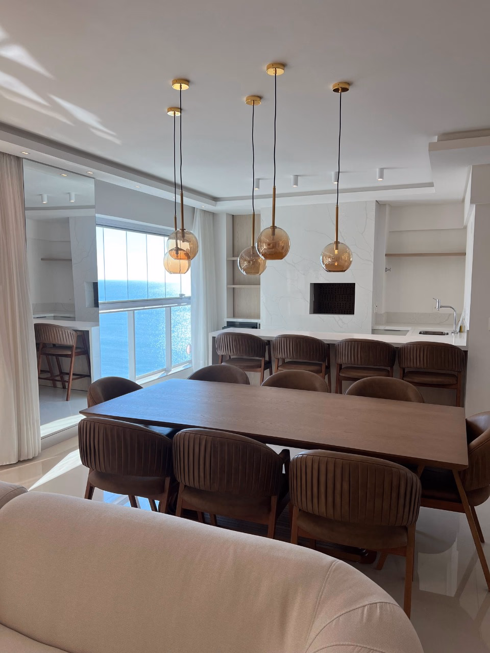 Apartamento 4 suítes em Meia Praia — Meia Praia, Itapema