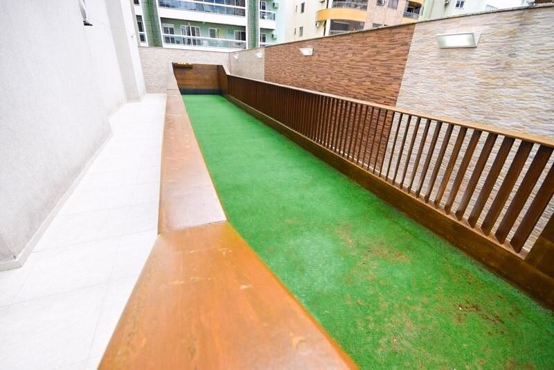 Apartamento a venda em Meia Praia, Itapema
