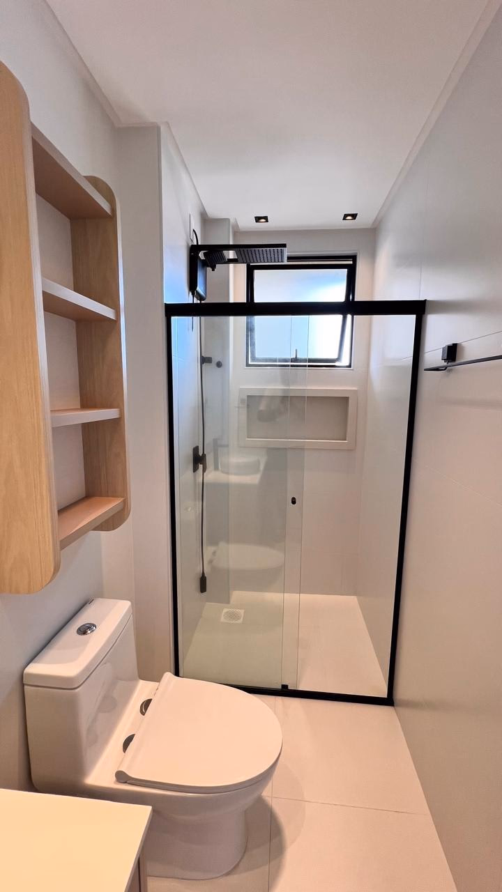 Apartamento 4 suítes em Meia Praia — Meia Praia, Itapema