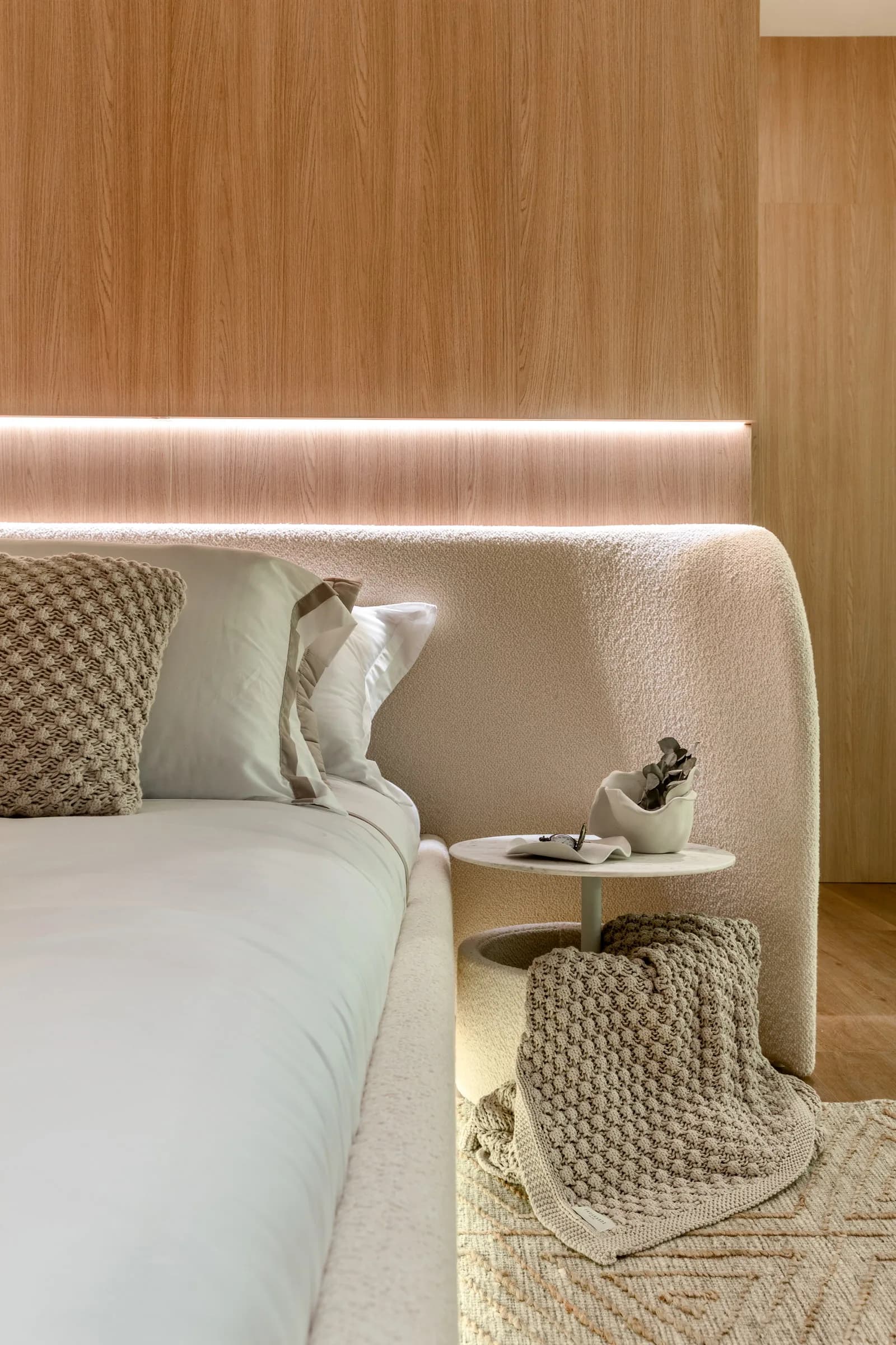 Apartamento 4 suítes em Meia Praia — Meia Praia, Itapema