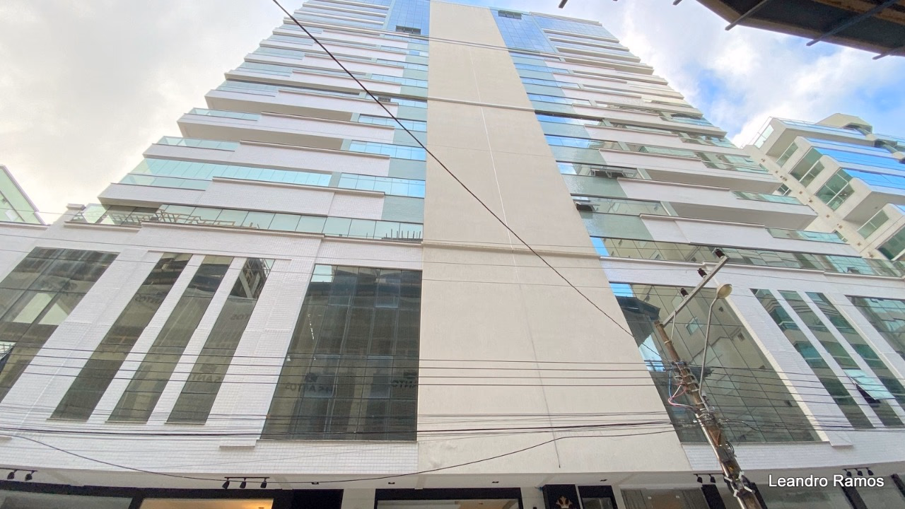 The Place Residence — Meia Praia
