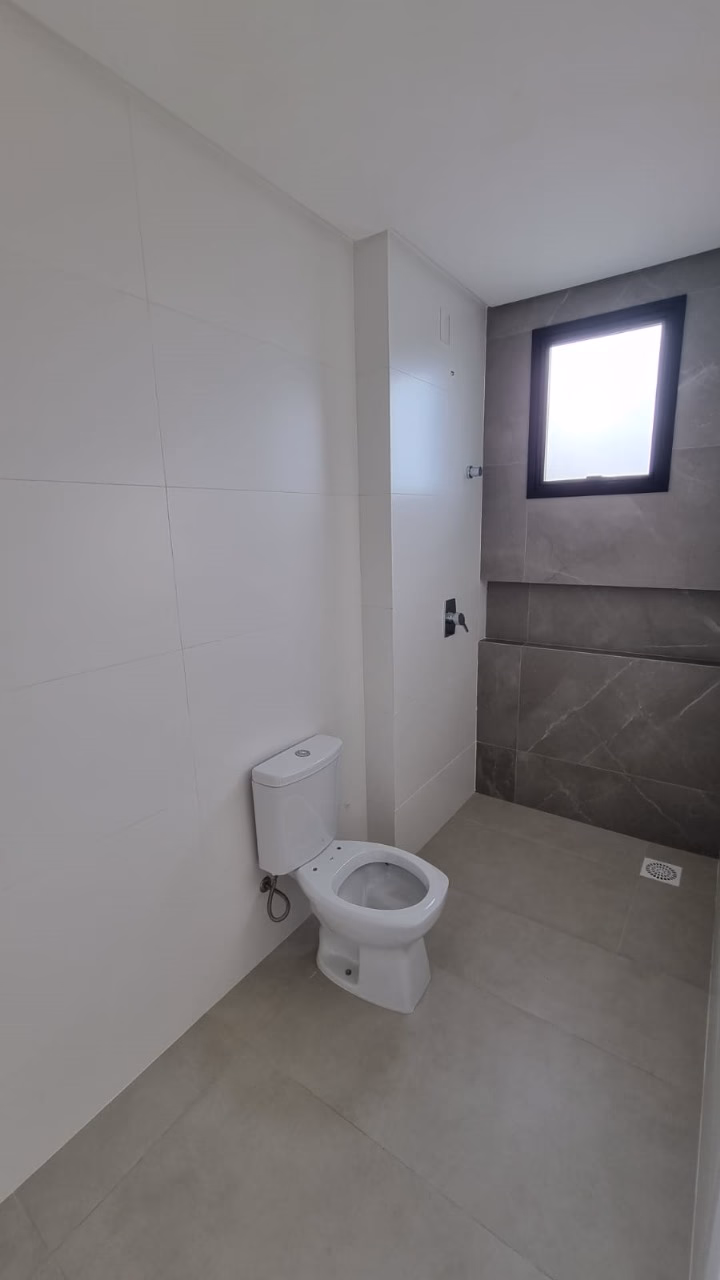 Apartamento 3 suítes em Meia Praia — Meia Praia, Itapema