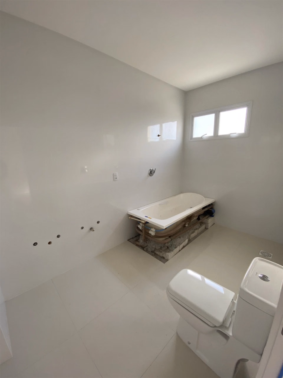 Apartamento 4 suítes em Meia Praia — Meia Praia, Itapema