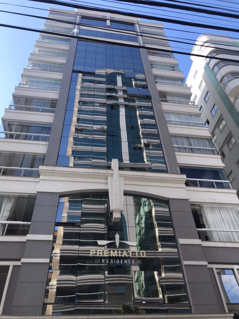 Premiatto Residence — Meia Praia
