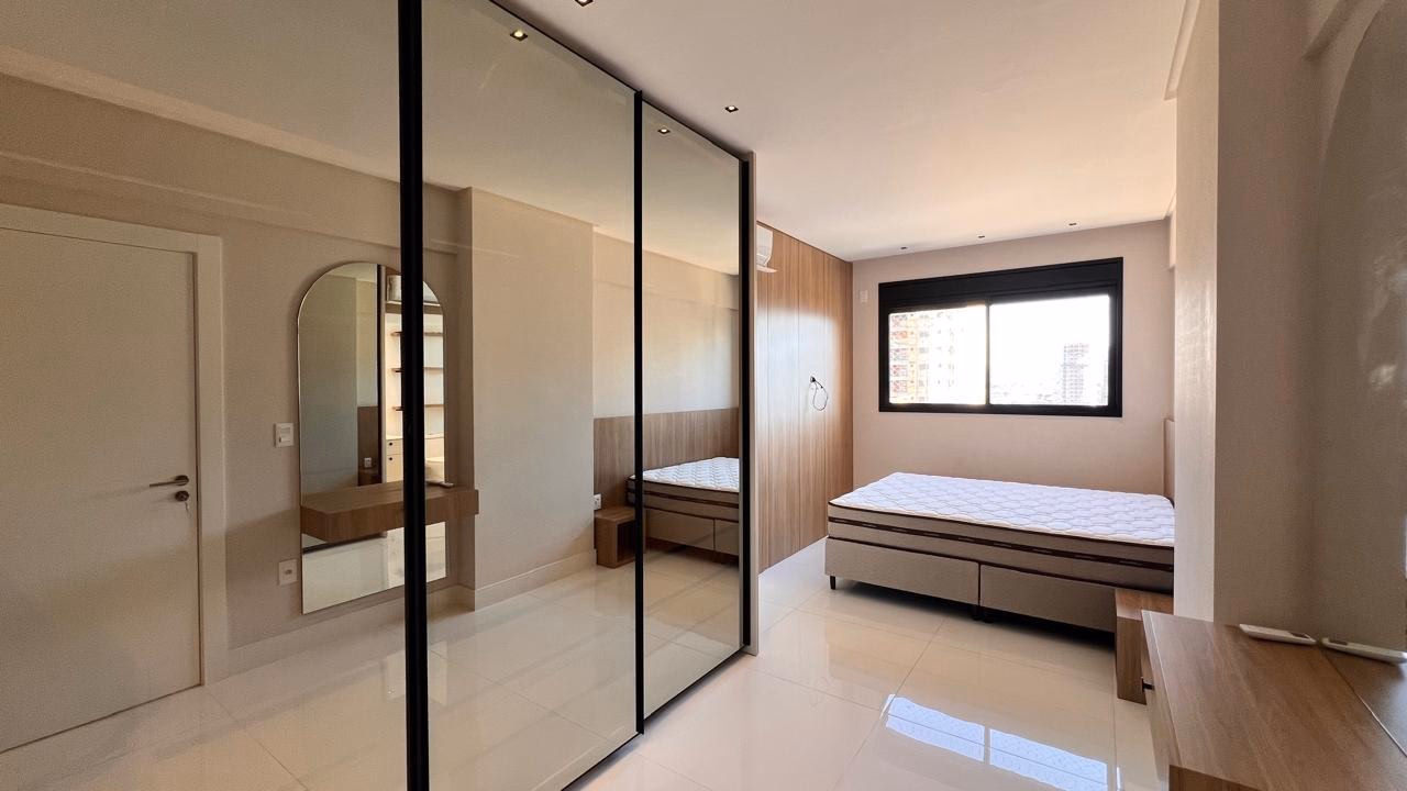 Apartamento 4 suítes em Meia Praia — Meia Praia, Itapema