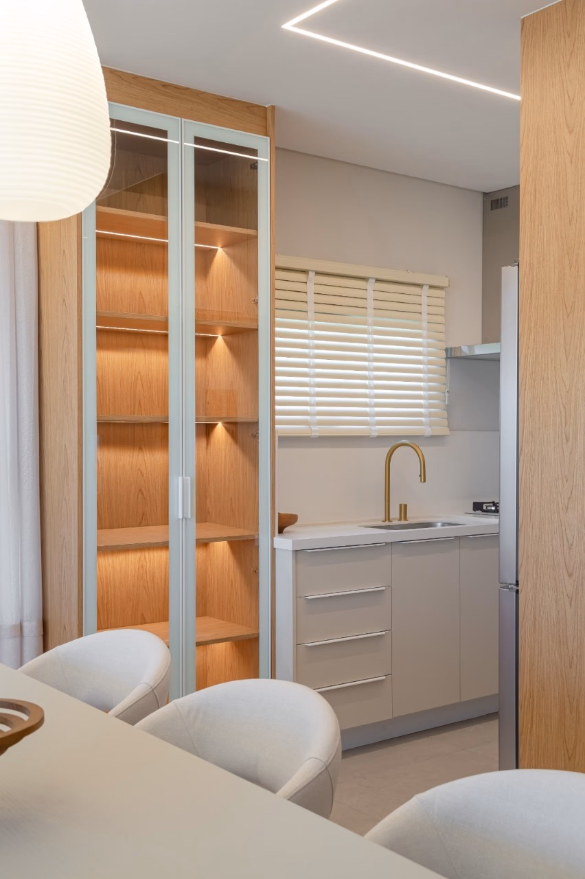 Apartamento 3 suítes em Meia Praia — Meia Praia, Itapema