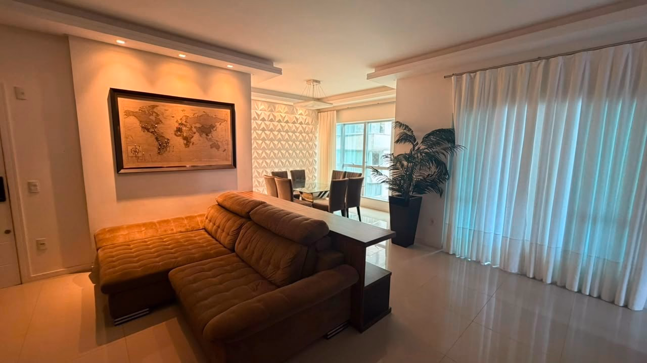 Apartamento 4 suítes em Meia Praia — Meia Praia, Itapema