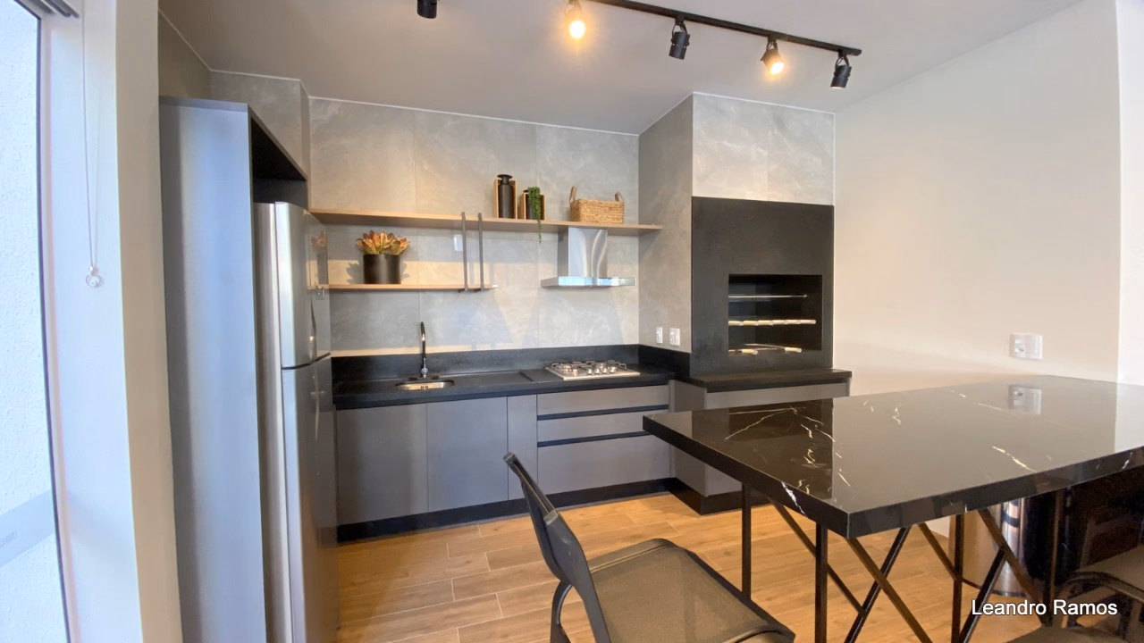 Residencial Porto Vila a venda em Meia Praia (15)
