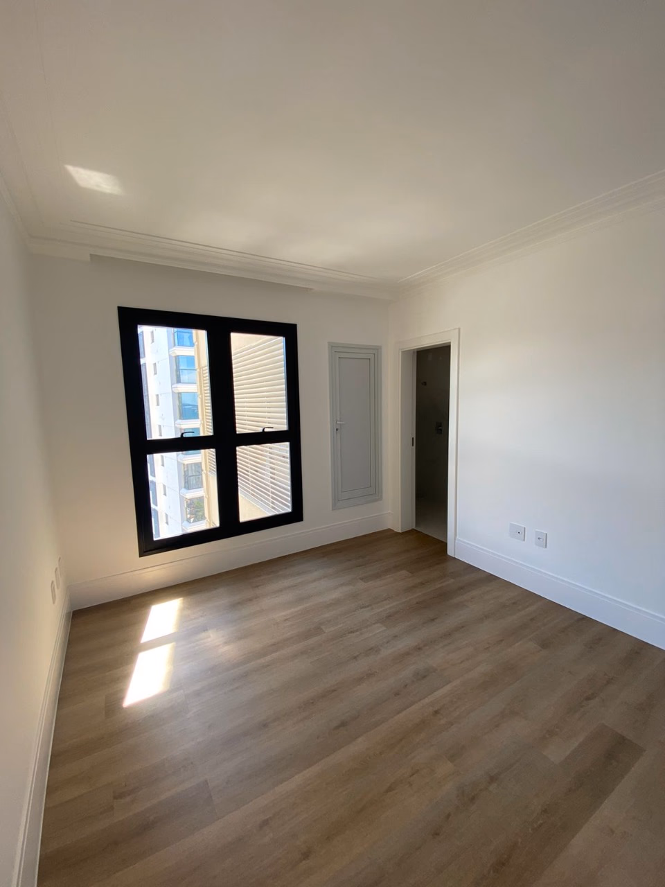 Apartamento 4 suítes em Centro — Centro, Itapema