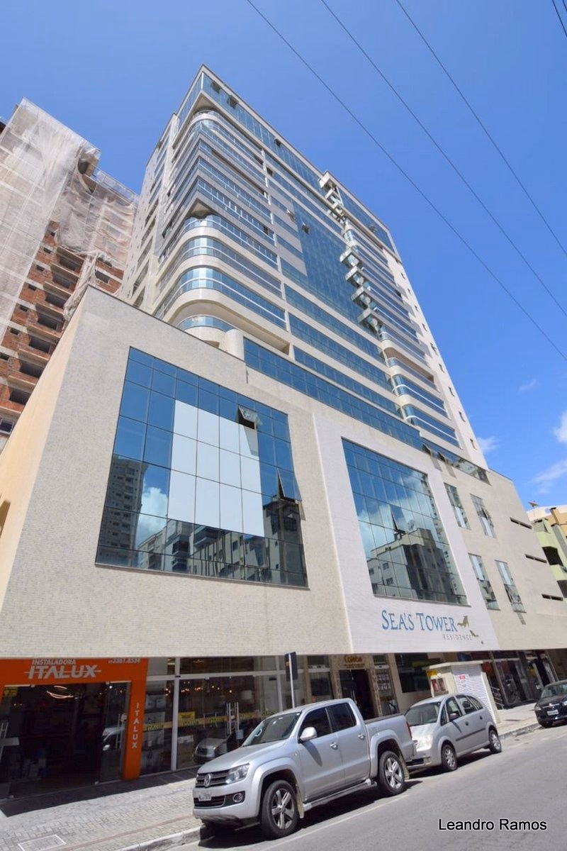 Sea`s Tower Residence — Meia Praia