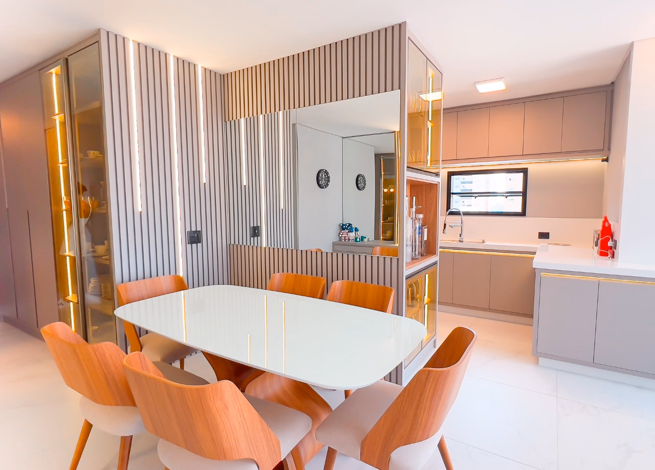 Apartamento 3 suítes em Meia Praia — Meia Praia, Itapema