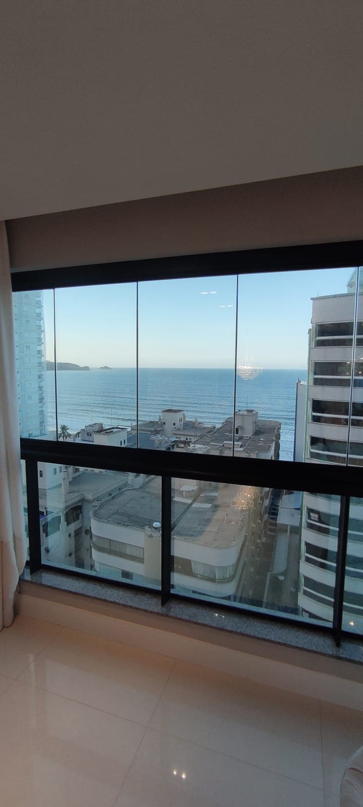 Apartamento 4 suítes em  — , Itapema