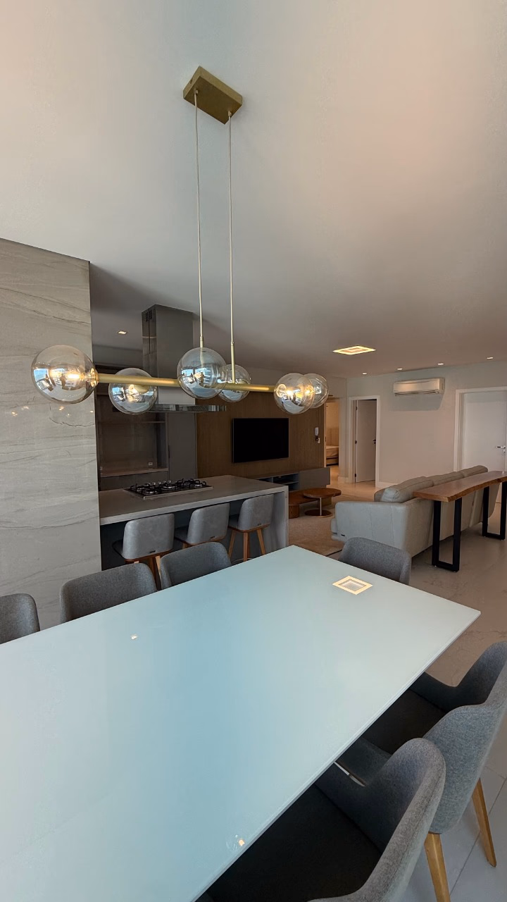 Apartamento 3 suítes em Meia Praia — Meia Praia, Itapema
