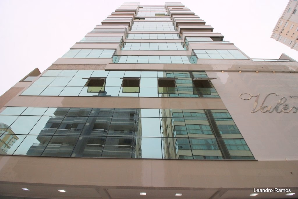 Valência Residencial — Meia Praia