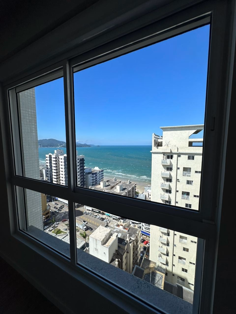 Apartamento 4 suítes em Meia Praia — Meia Praia, Itapema