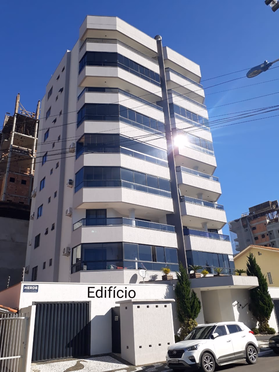 Gabriela Residence — Meia Praia