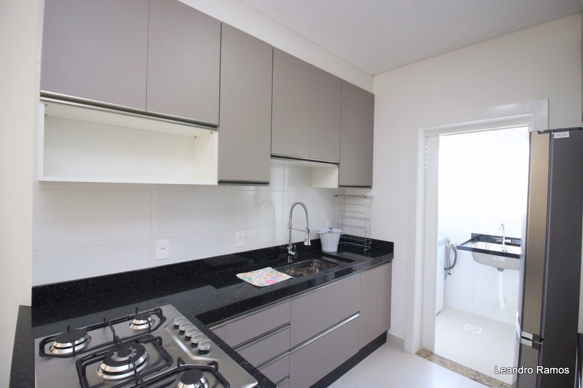Apartamento 3 suítes em Meia Praia — Meia Praia, Itapema