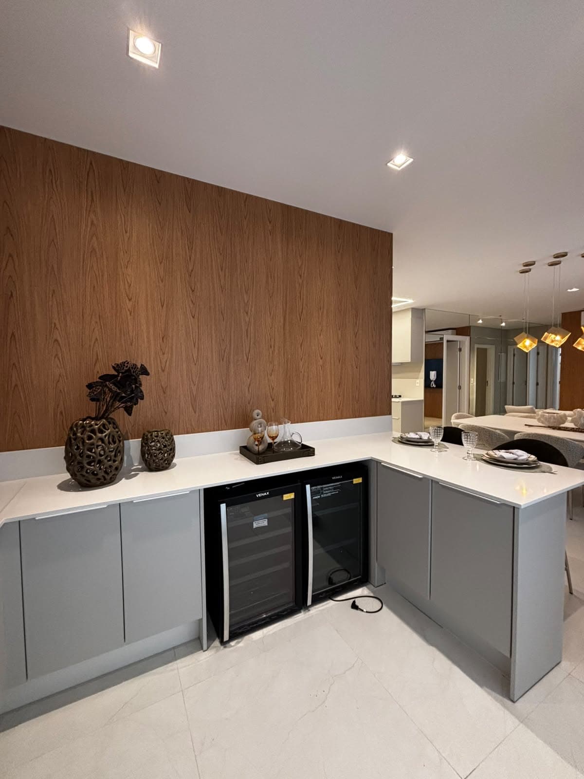 Apartamento 3 suítes em Meia Praia — Meia Praia, Itapema