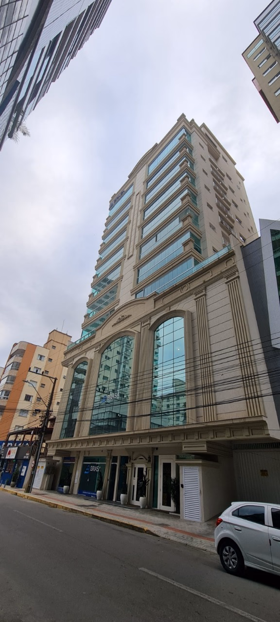 Monte Carmelo Residencial — Meia Praia