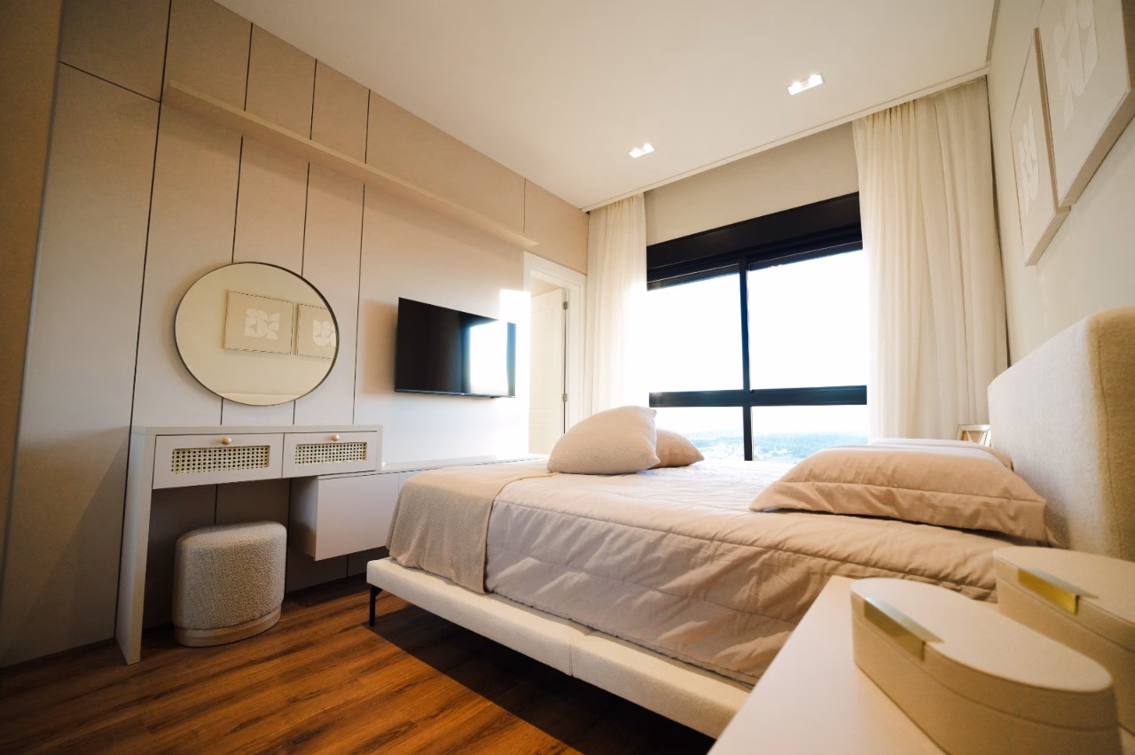 Apartamento 4 suítes em Meia Praia — Meia Praia, Itapema