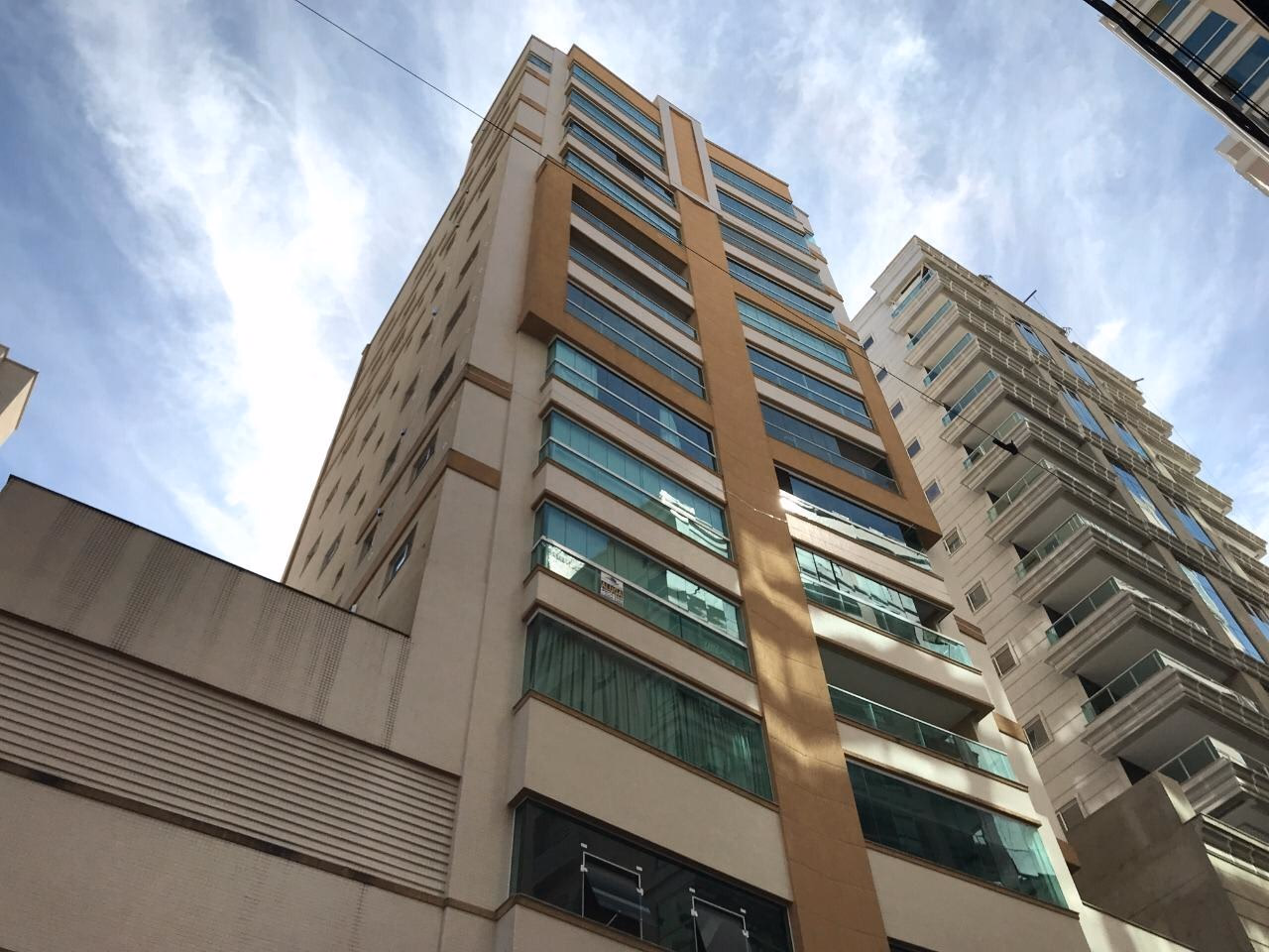 Sorrento Residencial — Meia Praia