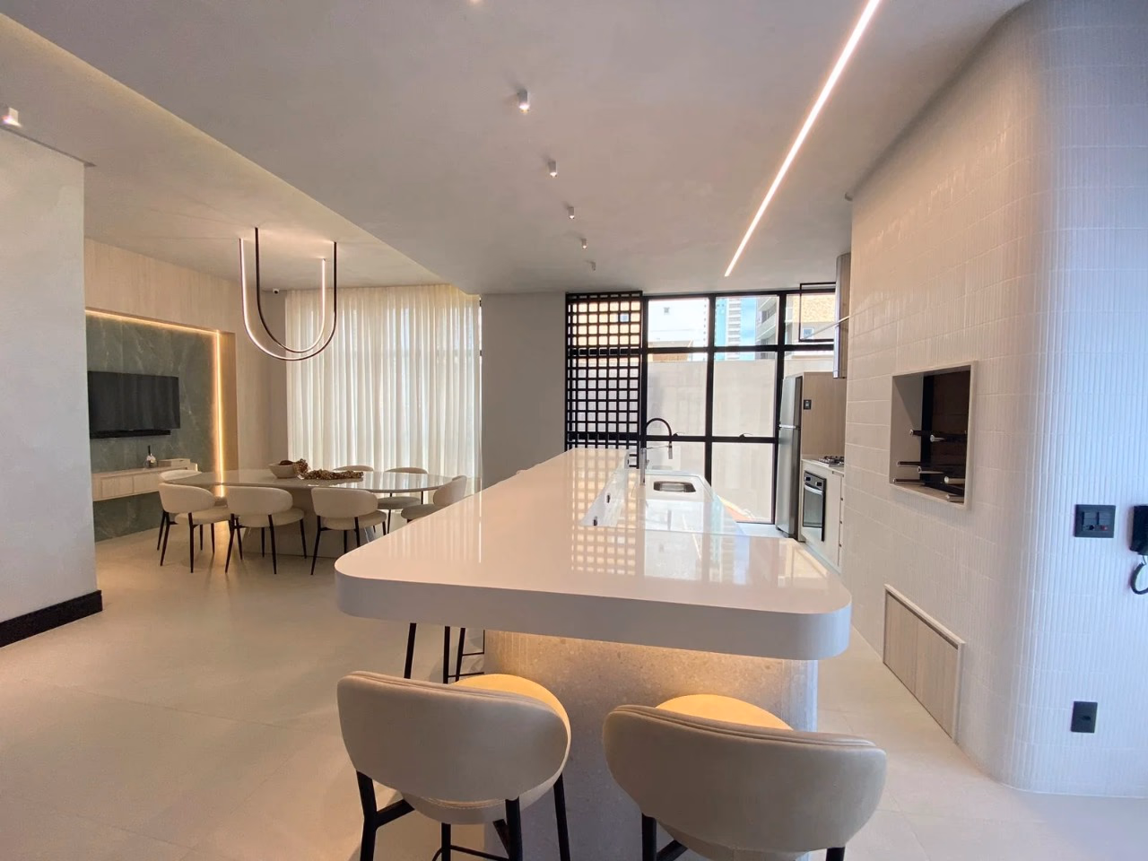 Residencial Avant Garde - Rua 305, Bairro Meia Praia, Itapema - SC (3)