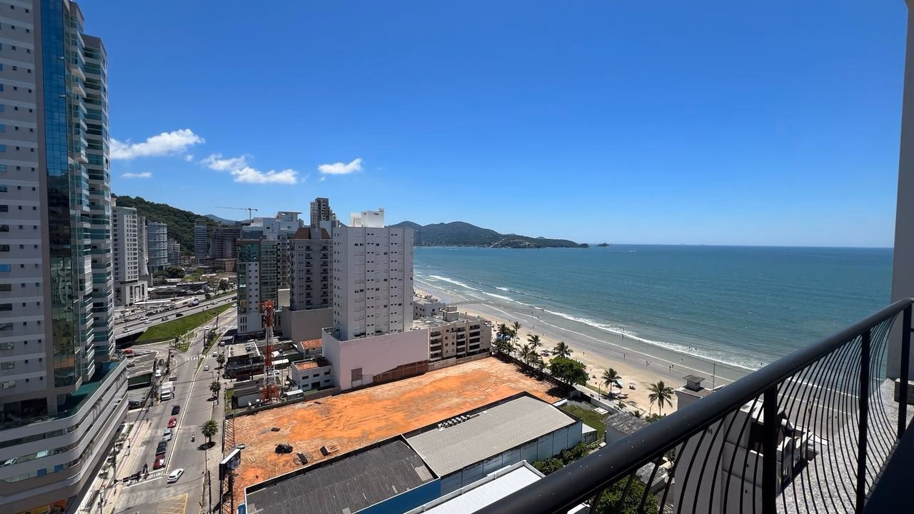 Apartamento 4 suítes em Meia Praia — Meia Praia, Itapema
