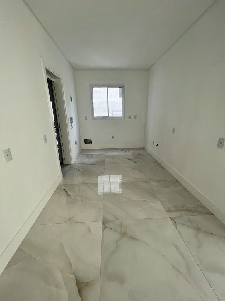 Apartamento 4 suítes em Meia Praia — Meia Praia, Itapema