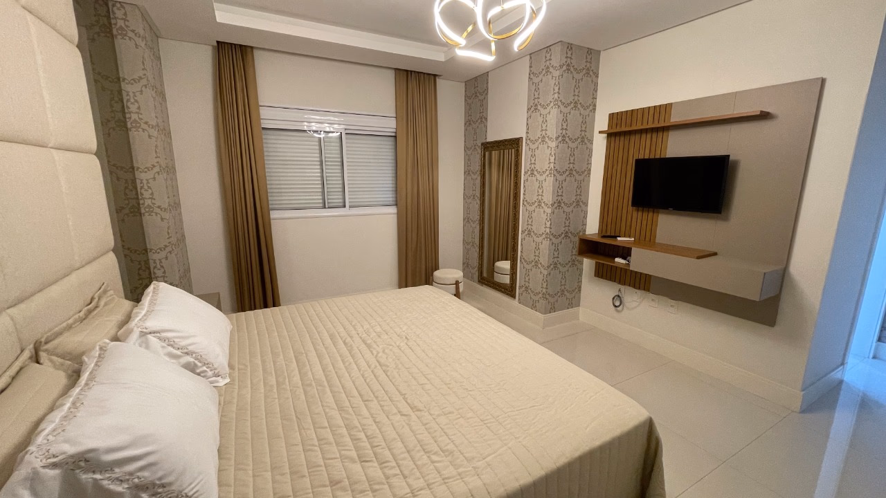 Apartamento 4 suítes em Meia Praia — Meia Praia, Itapema