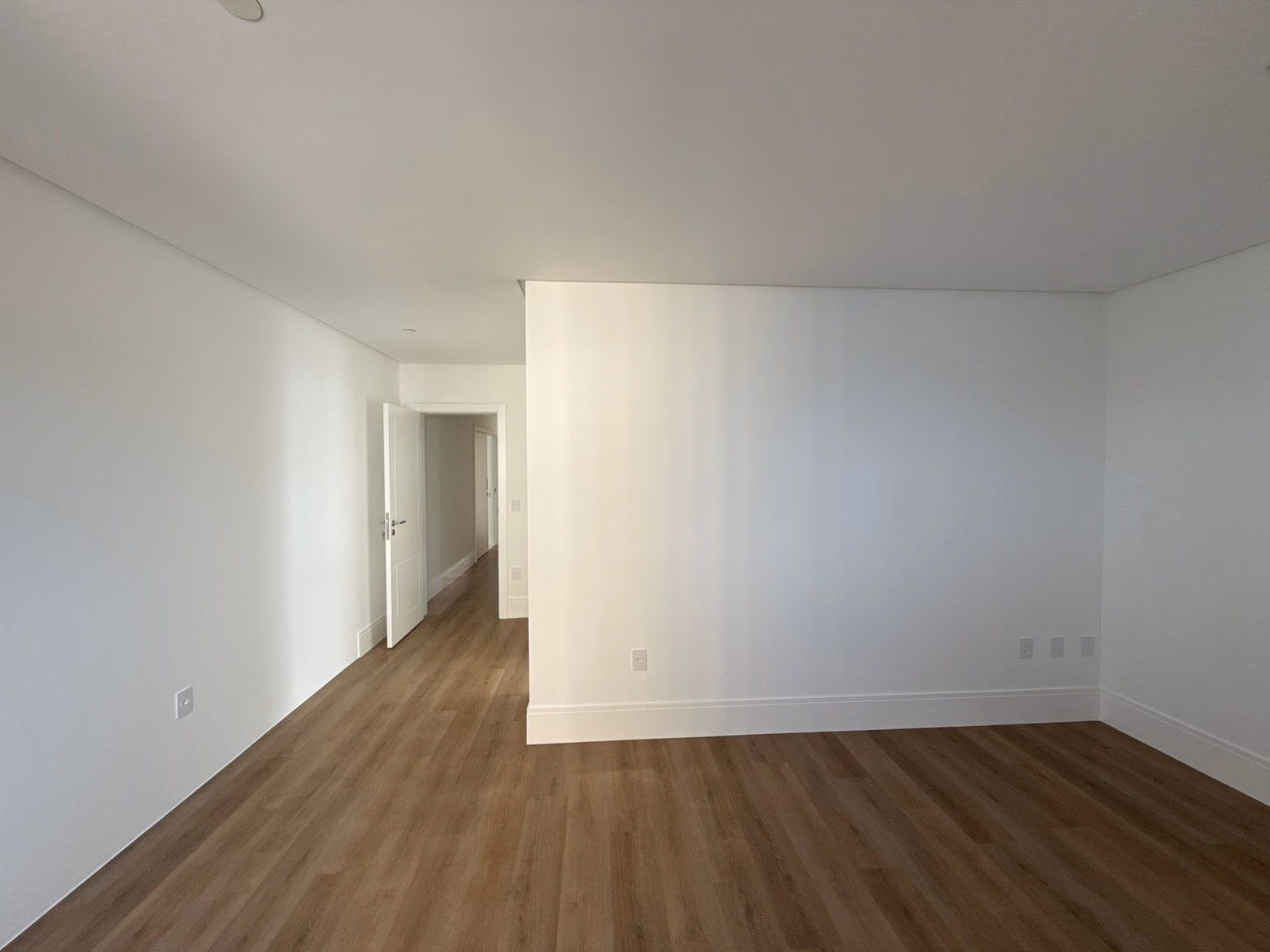 Apartamento 4 suítes em Centro — Centro, Itapema