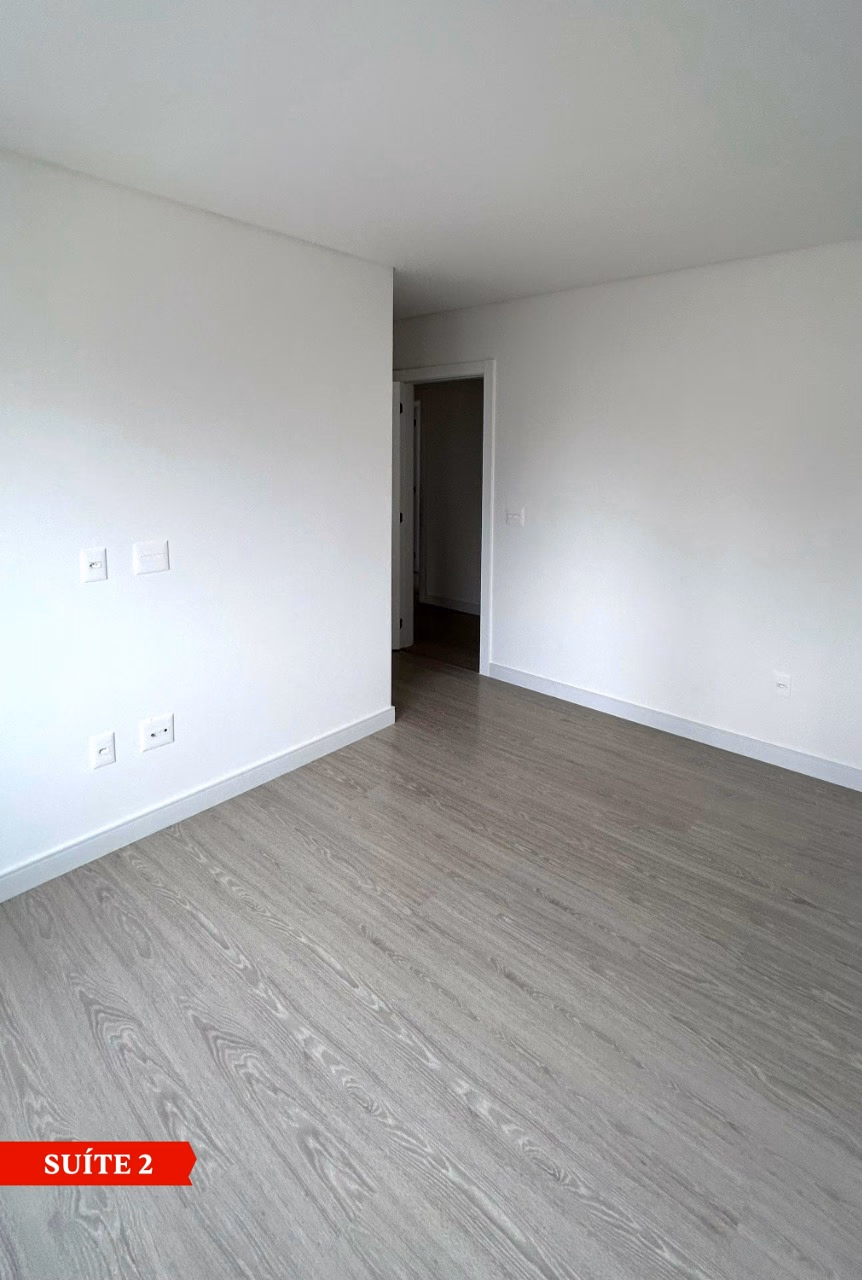 Apartamento 4 suítes em Meia Praia — Meia Praia, Itapema