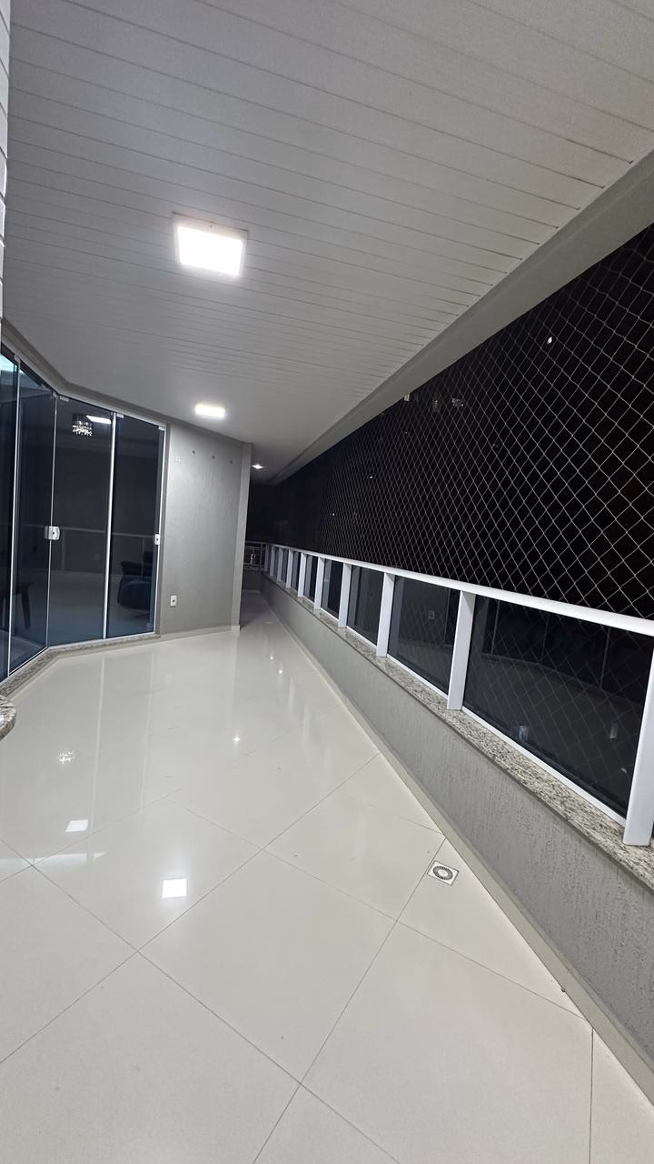 Apartamento 4 suítes em Meia Praia — Meia Praia, Itapema