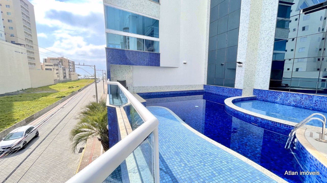 Apartamento quadra mar a venda em Meia Praia, Itapema-SC (2)