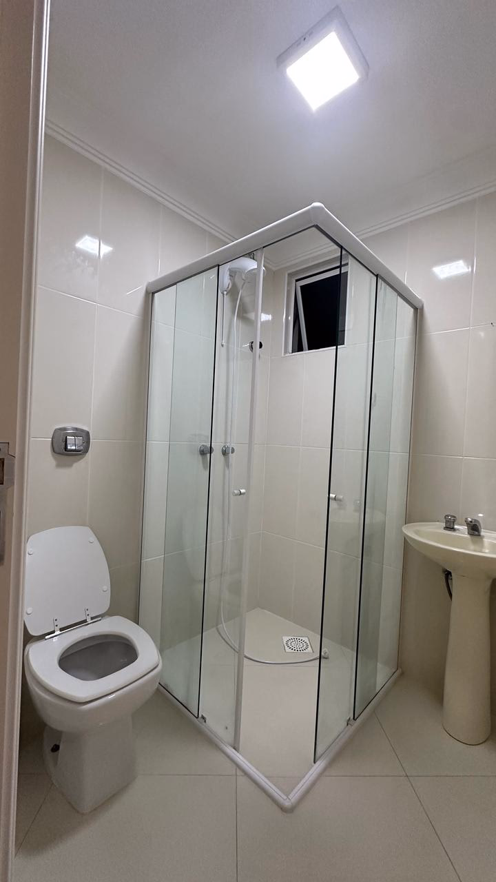 Apartamento 4 suítes em Meia Praia — Meia Praia, Itapema