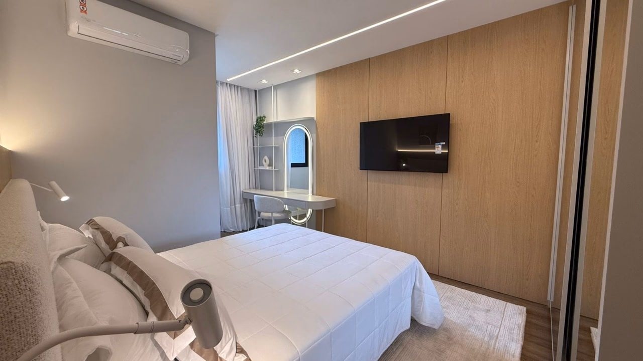 Apartamento 3 suítes em Meia Praia — Meia Praia, Itapema
