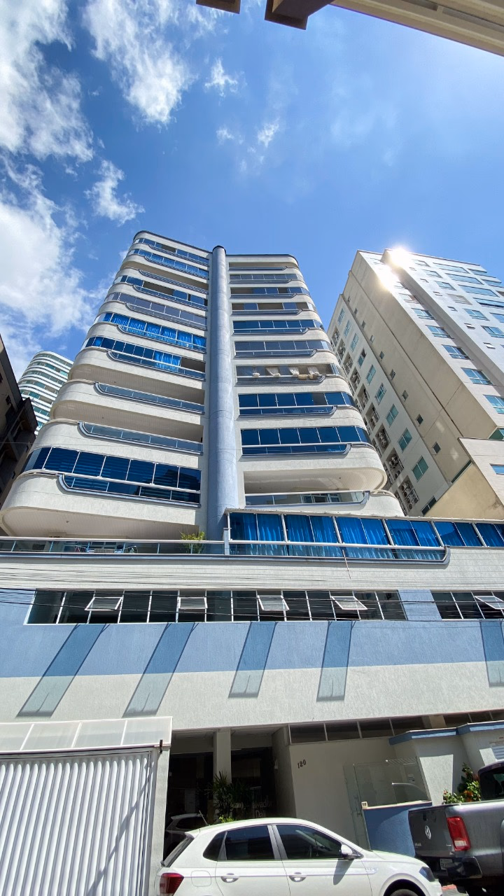 Salvador Dali Residencial — Meia Praia