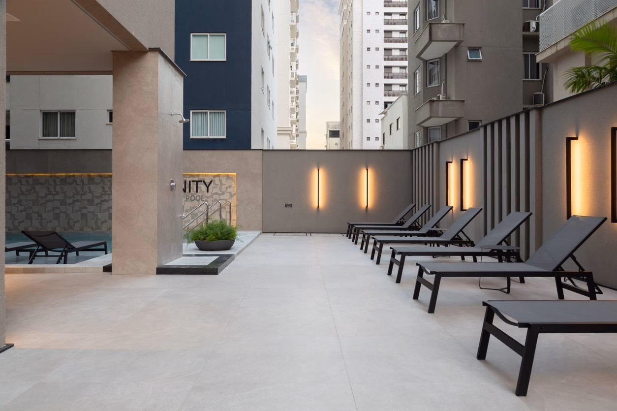 Apartamento a venda, Zimmermann, Infinity Tower Flat, rua 238, Meia Praia, Itapema SC