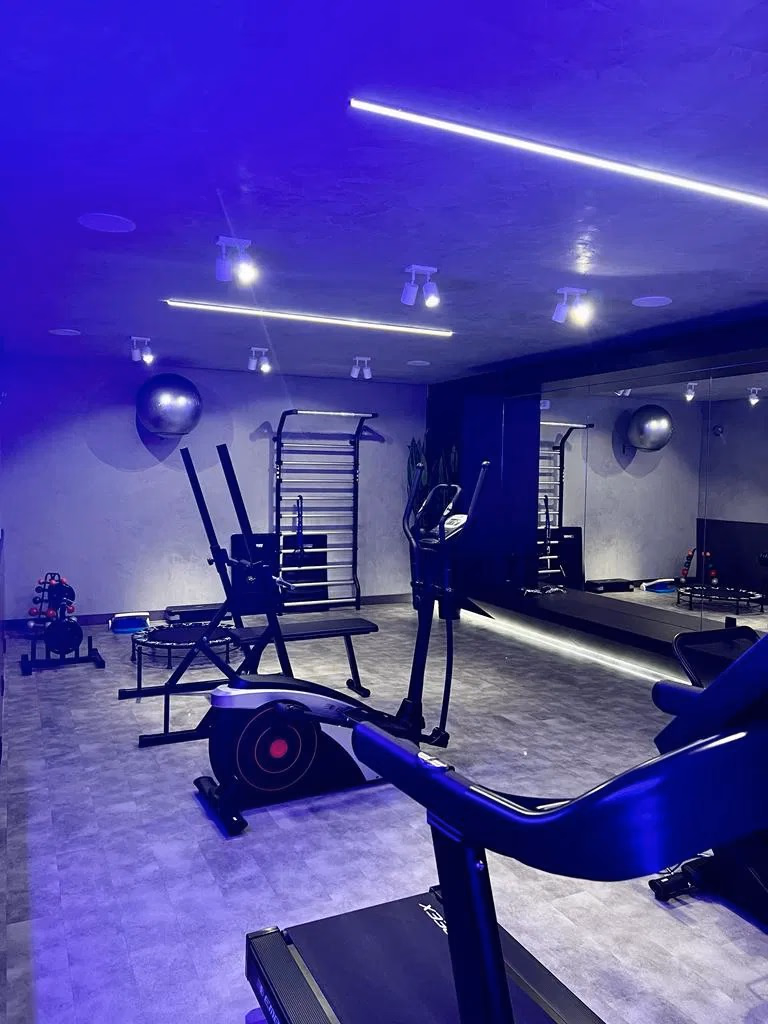 Blue Diamond Residence - Rua 240, Bairro Meia Praia, Itapema - SC (26)