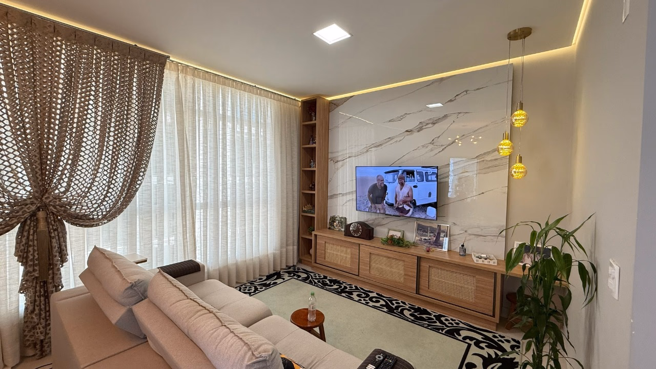 Apartamento 3 suítes em Meia Praia — Meia Praia, Itapema