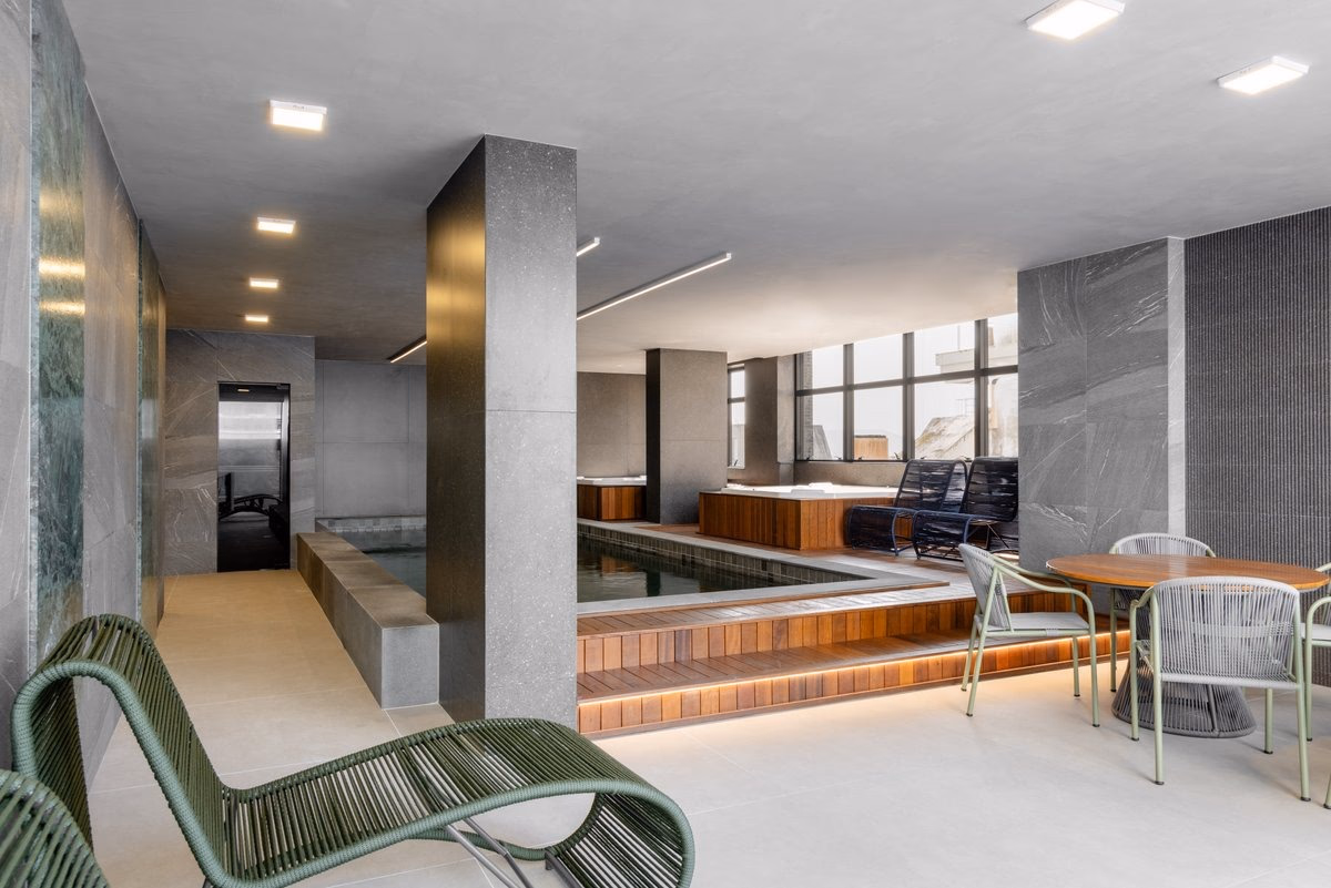 Horizon Palace Residence — Meia Praia