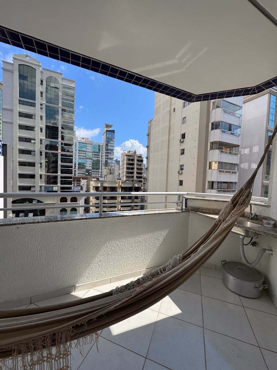 Apartamento 3 quartos em Meia Praia — Meia Praia, Itapema