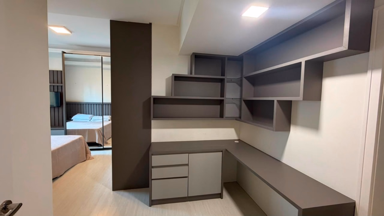 Apartamento 4 suítes em Meia Praia — Meia Praia, Itapema